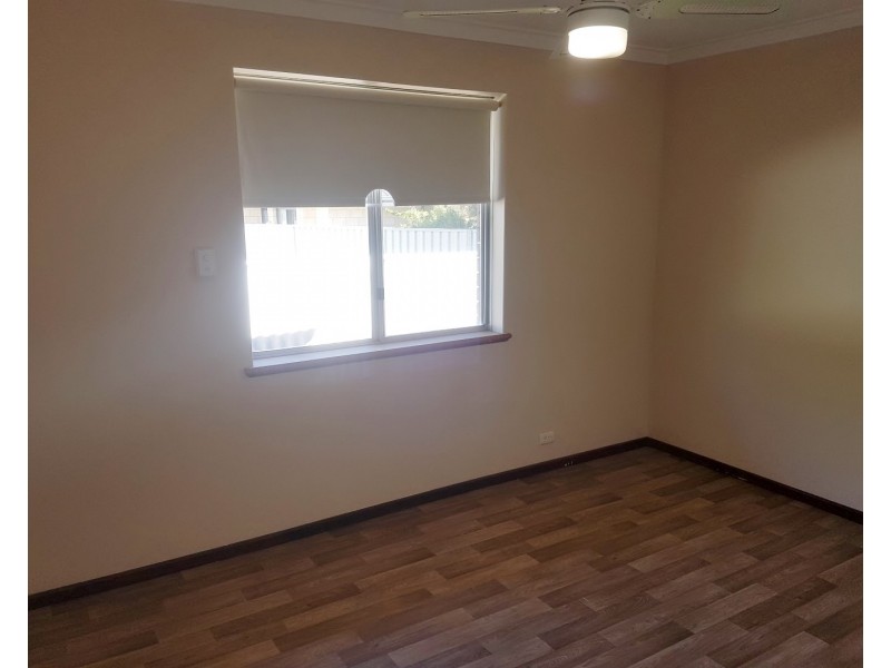 32 Comet Street, Dudley Park WA 6210