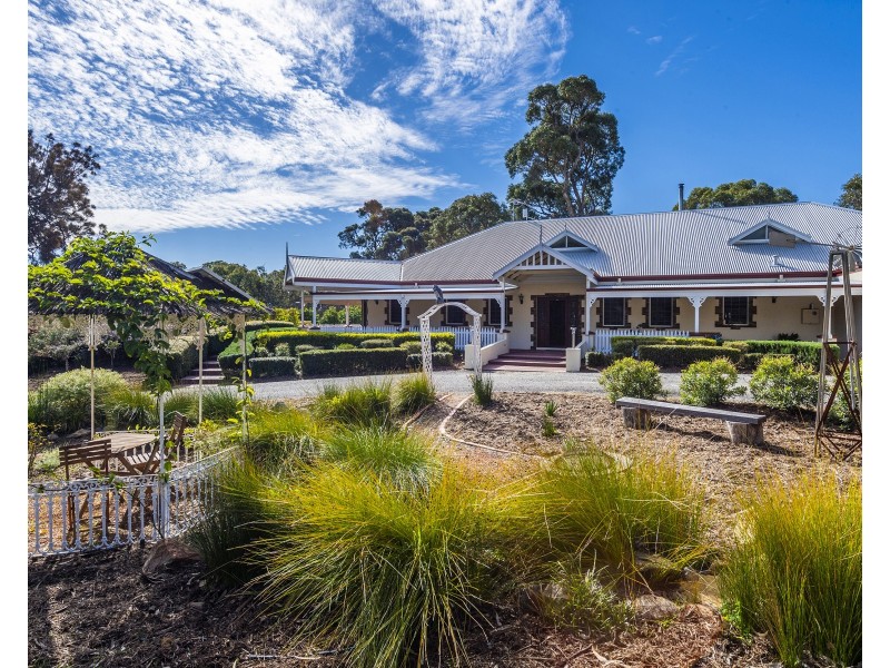 60  Marlee Road, Parklands WA 6180