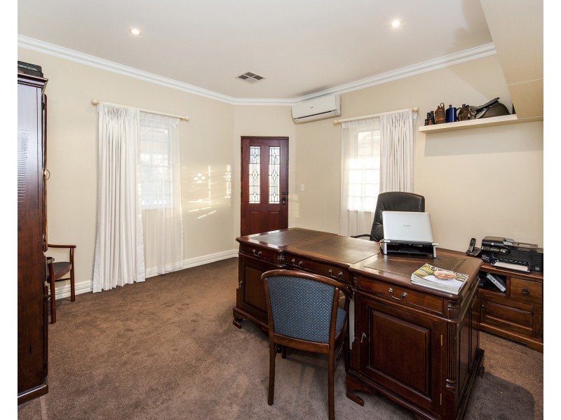 60  Marlee Road, Parklands WA 6180