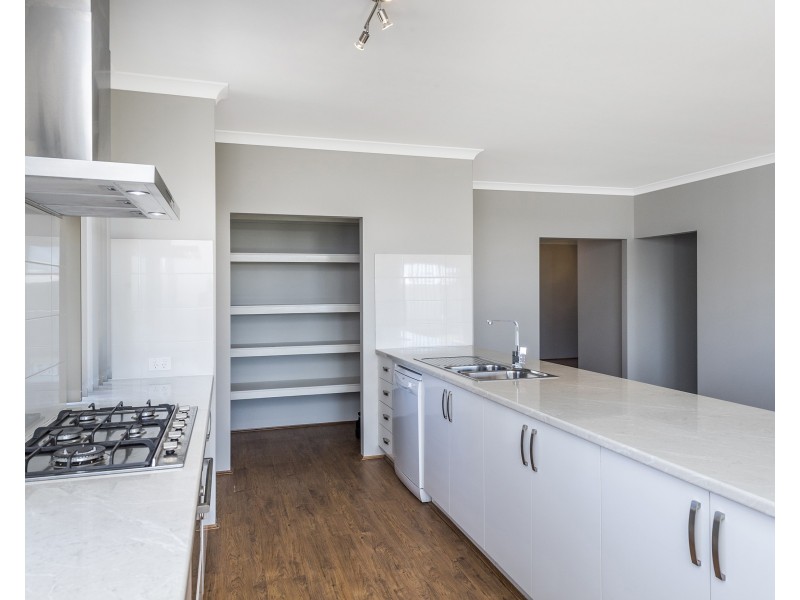 18 Greenville Vista, Meadow Springs WA 6210