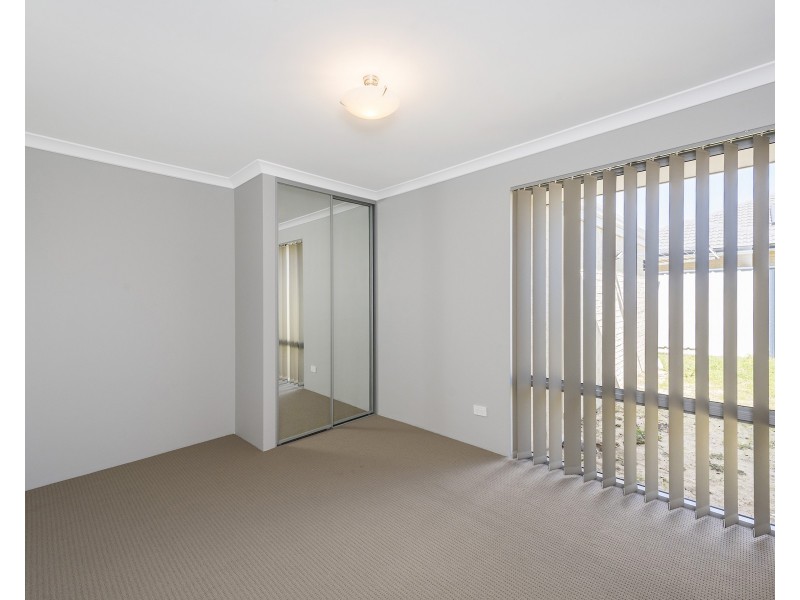 18 Greenville Vista, Meadow Springs WA 6210