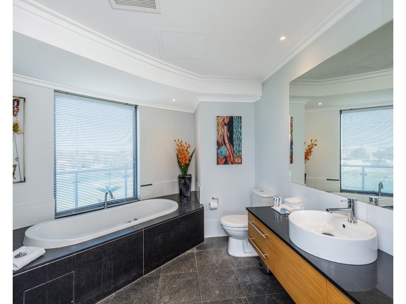 406/16 Dolphin Drive, Mandurah WA 6210