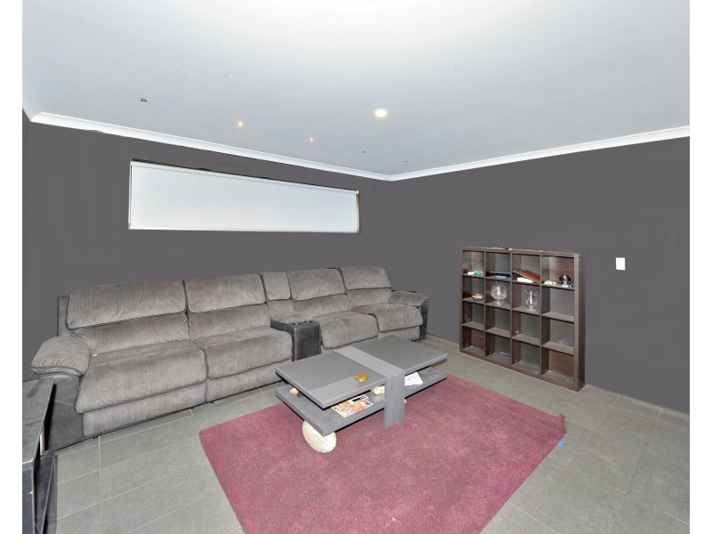 60 Badgerup Avenue, Lakelands WA 6180