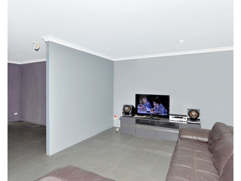 60 Badgerup Avenue, Lakelands WA 6180