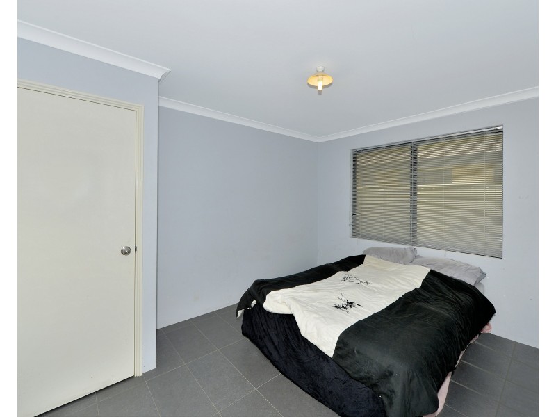 60 Badgerup Avenue, Lakelands WA 6180