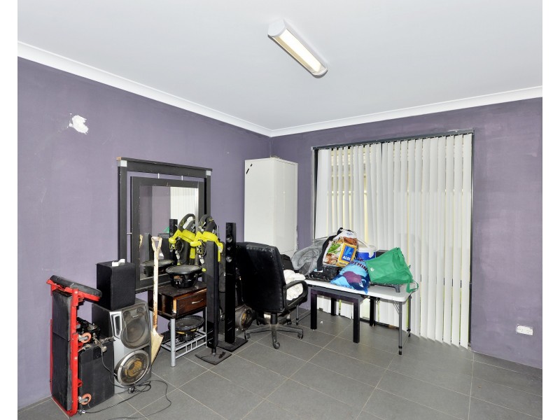 60 Badgerup Avenue, Lakelands WA 6180