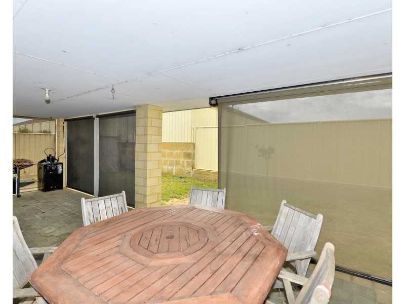 60 Badgerup Avenue, Lakelands WA 6180