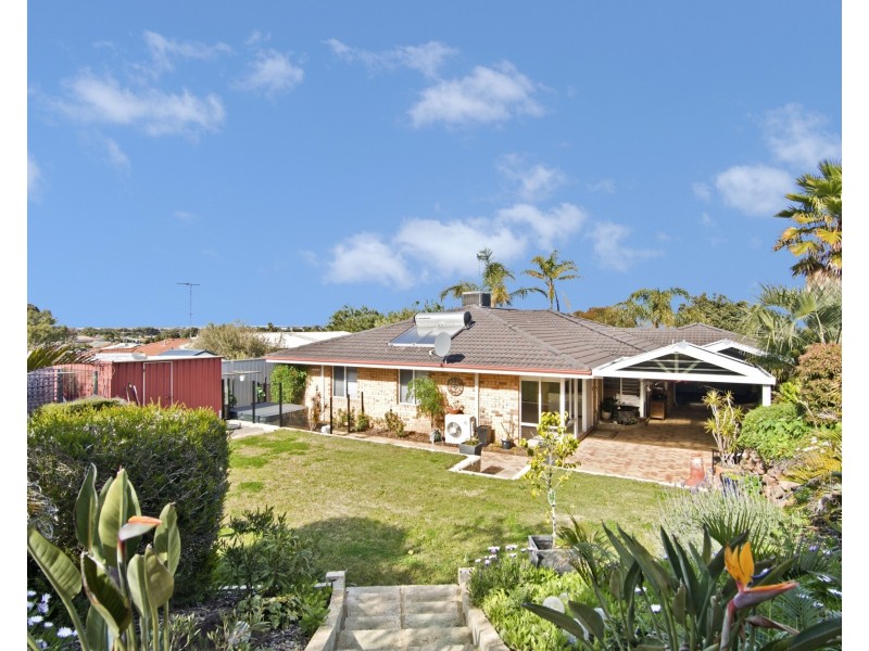 2 Nettle Place, Halls Head WA 6210