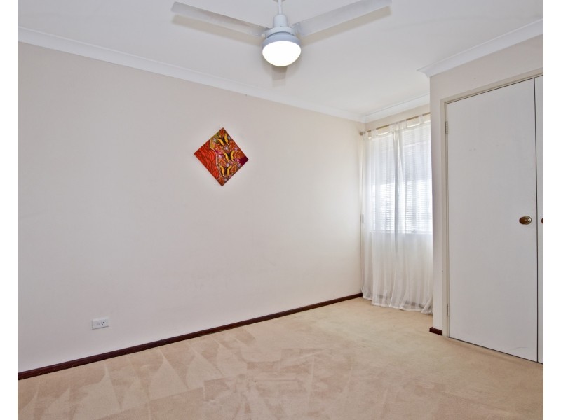 2 Nettle Place, Halls Head WA 6210