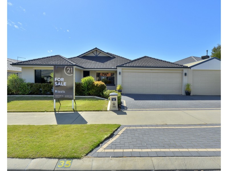 35 Newbridge Street, Meadow Springs WA 6210