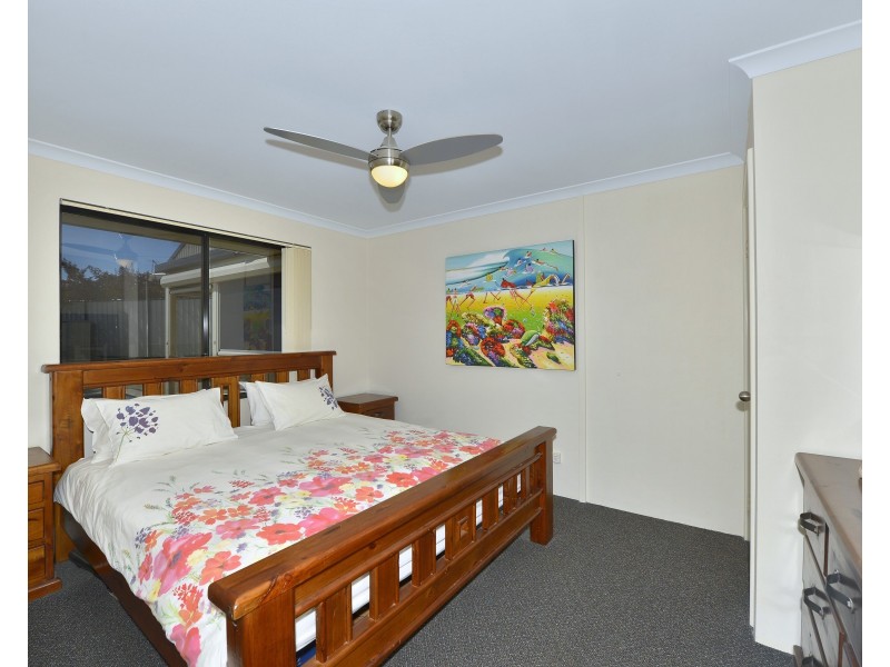 35 Newbridge Street, Meadow Springs WA 6210