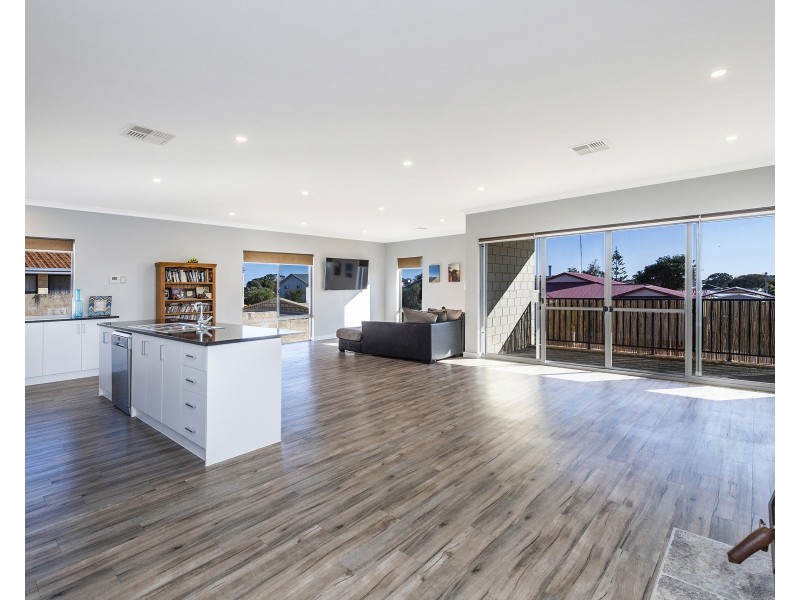 26 Belinda Loop, Dawesville WA 6211