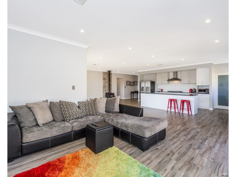 26 Belinda Loop, Dawesville WA 6211