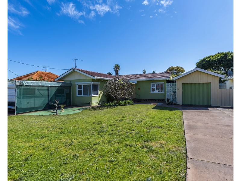 52 Peel Street, Mandurah WA 6210