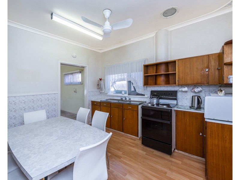 52 Peel Street, Mandurah WA 6210