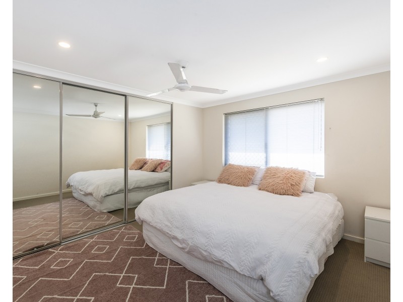 9 Sandals Way, Meadow Springs WA 6210