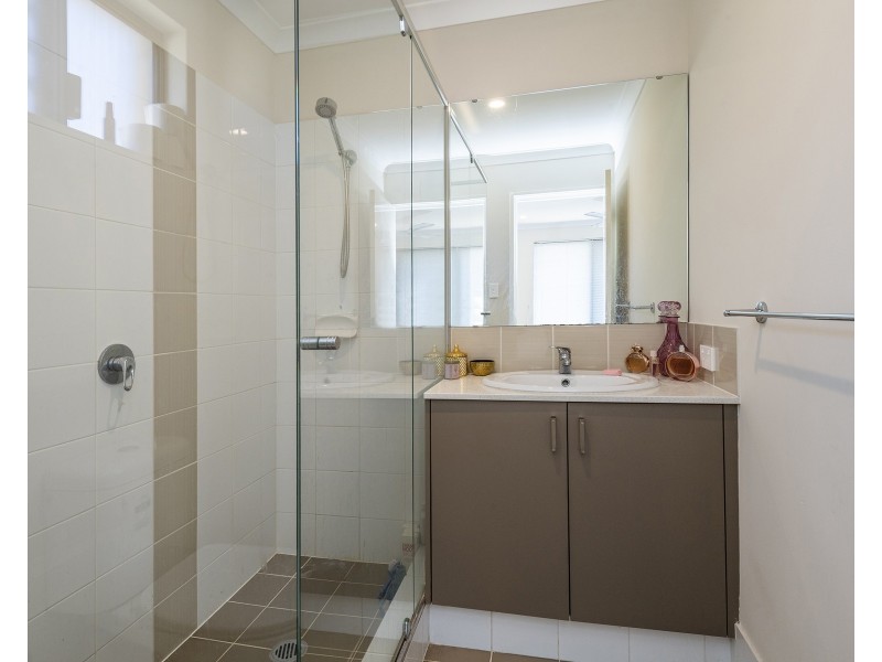 9 Sandals Way, Meadow Springs WA 6210