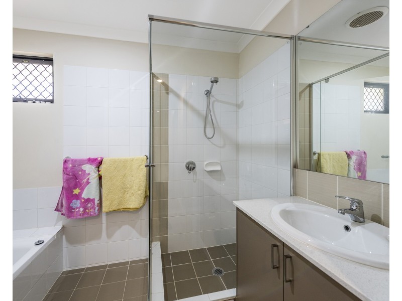 9 Sandals Way, Meadow Springs WA 6210