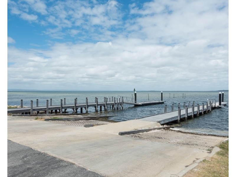 58 Flinders Street, Falcon WA 6210