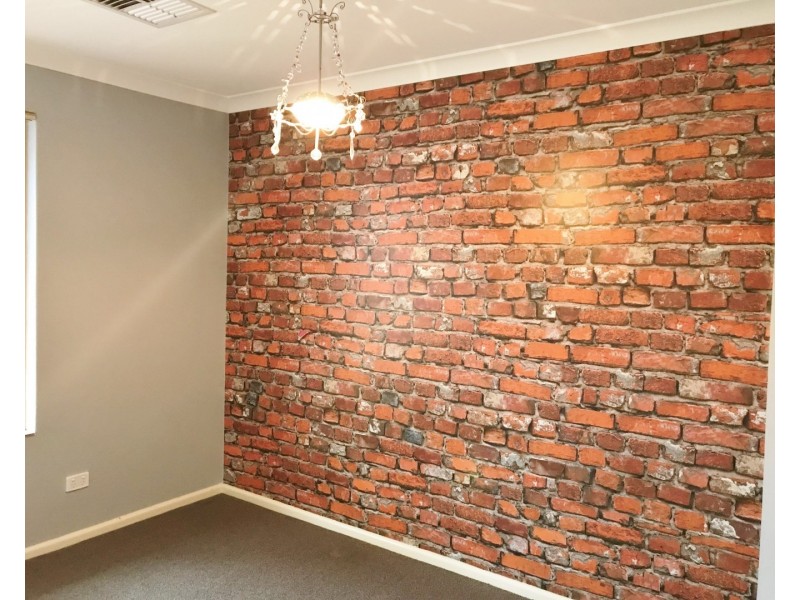 4 Honeysuckle Ramble, Halls Head WA 6210