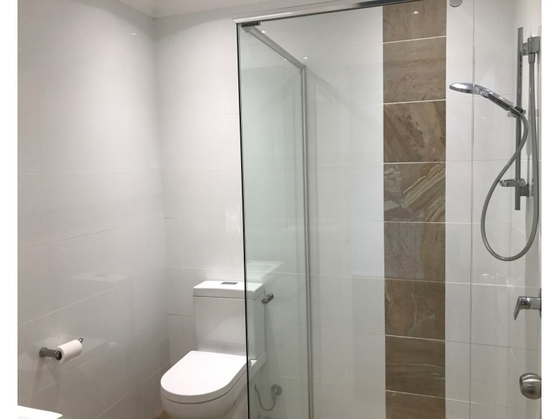 4 Honeysuckle Ramble, Halls Head WA 6210