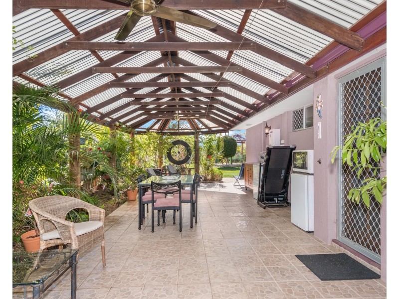 18 Peel Parade, Coodanup WA 6210