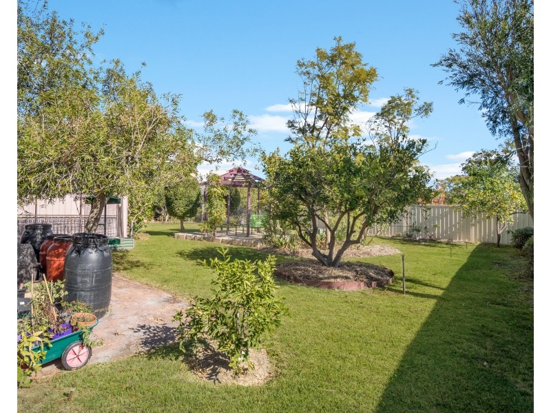 18 Peel Parade, Coodanup WA 6210