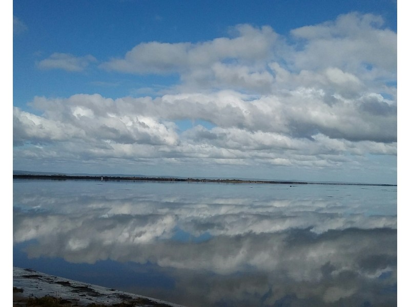 18 Peel Parade, Coodanup WA 6210