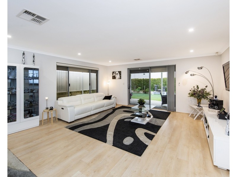 55 St James Drive, Baldivis WA 6171