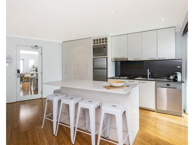 511/16 Dolphin Drive, Mandurah WA 6210