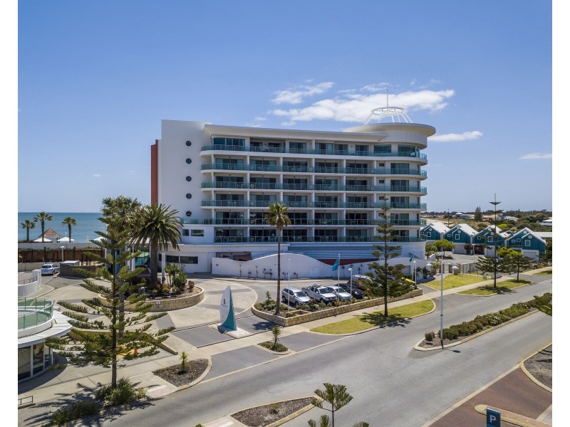 511/16 Dolphin Drive, Mandurah WA 6210