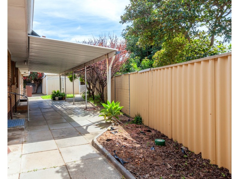 16 Dadger Street, Dudley Park WA 6210