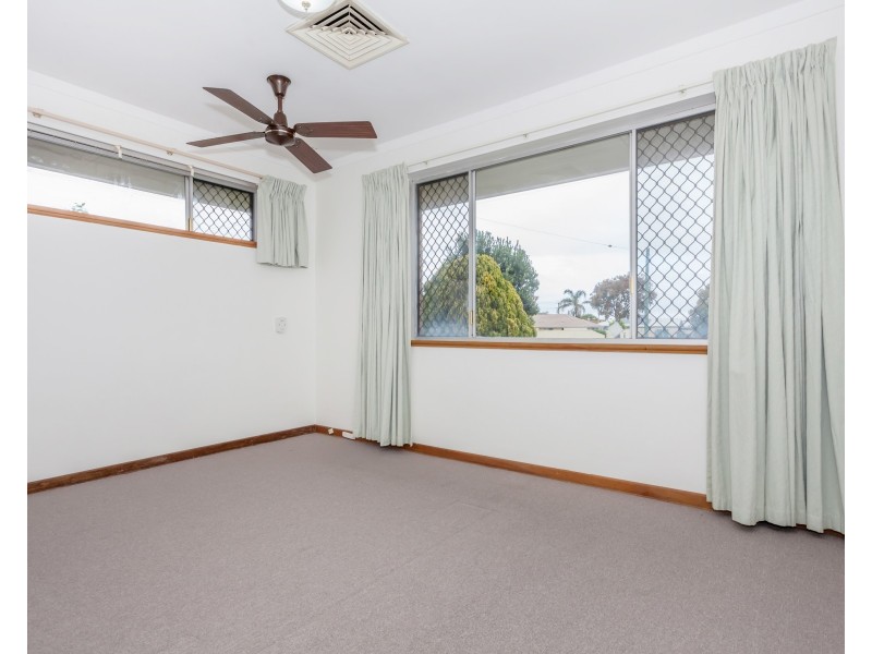 16 Dadger Street, Dudley Park WA 6210