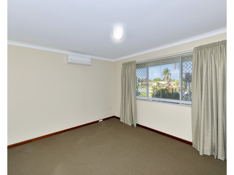 32 Maria Street, Dudley Park WA 6210