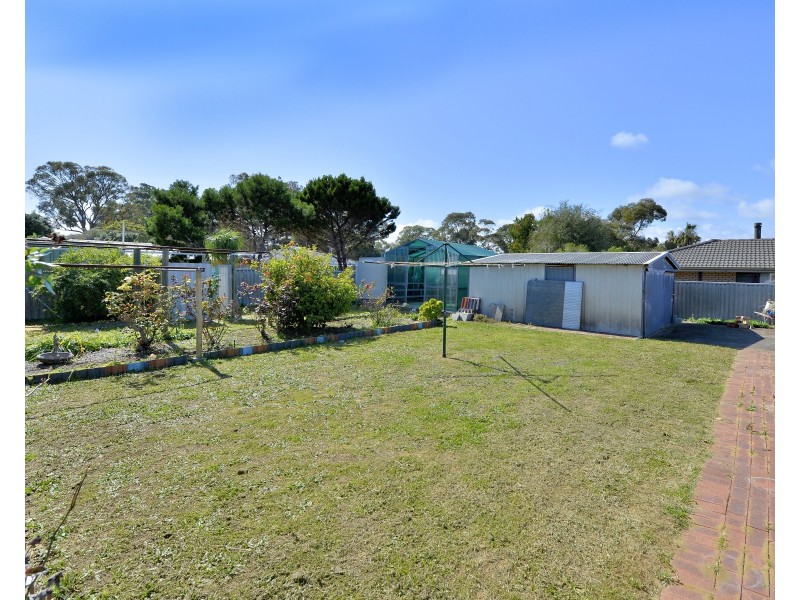 32 Maria Street, Dudley Park WA 6210