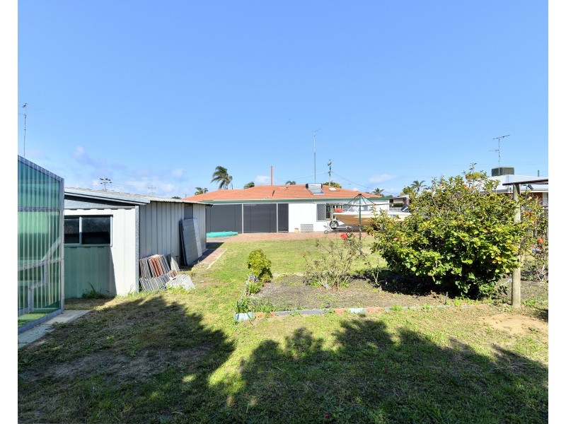 32 Maria Street, Dudley Park WA 6210