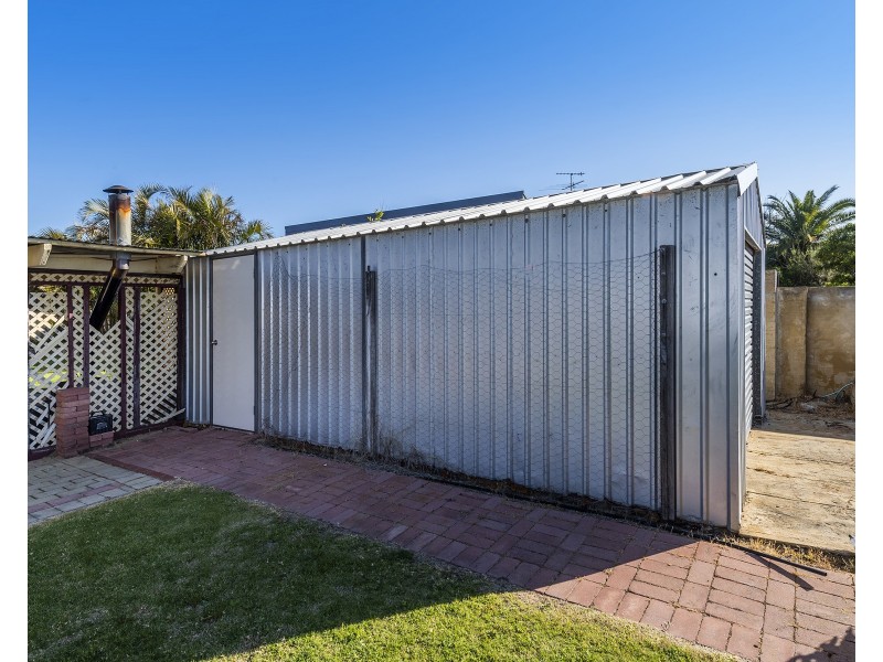 12 Summerlea Avenue, Meadow Springs WA 6210