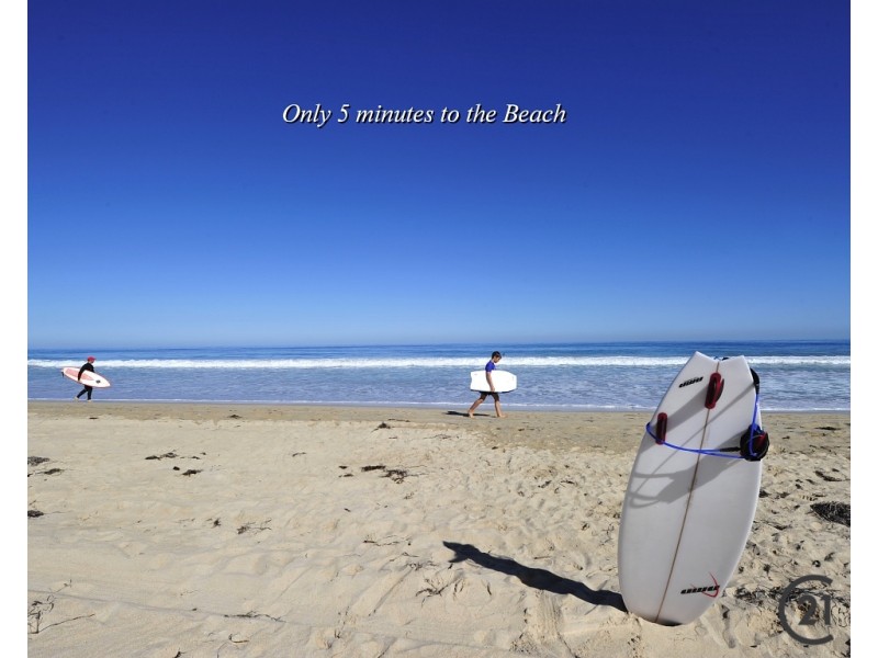 21 Thangoo Way, Golden Bay WA 6174