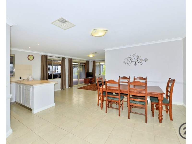 6 Swinton Place, Erskine WA 6210