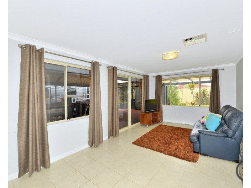 6 Swinton Place, Erskine WA 6210