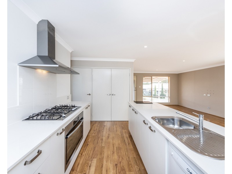 11 Wildwood Hill, Dawesville WA 6211