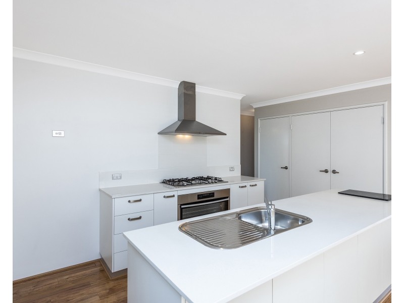 11 Wildwood Hill, Dawesville WA 6211