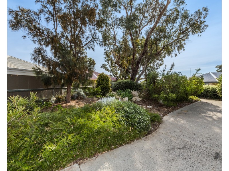 11 Wildwood Hill, Dawesville WA 6211
