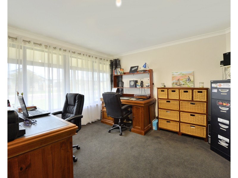 19 Bellambi Chase, Lakelands WA 6180