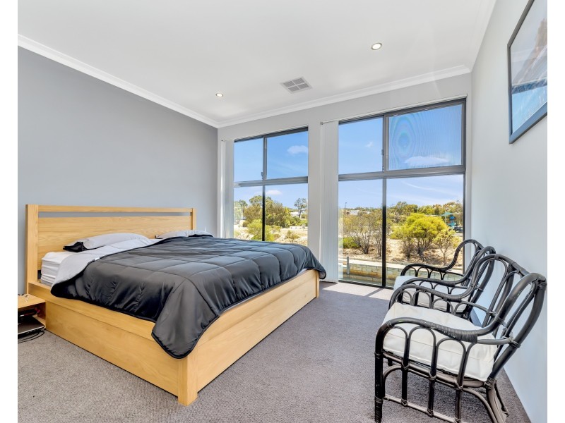 9 Houtman Lane, Wannanup WA 6210