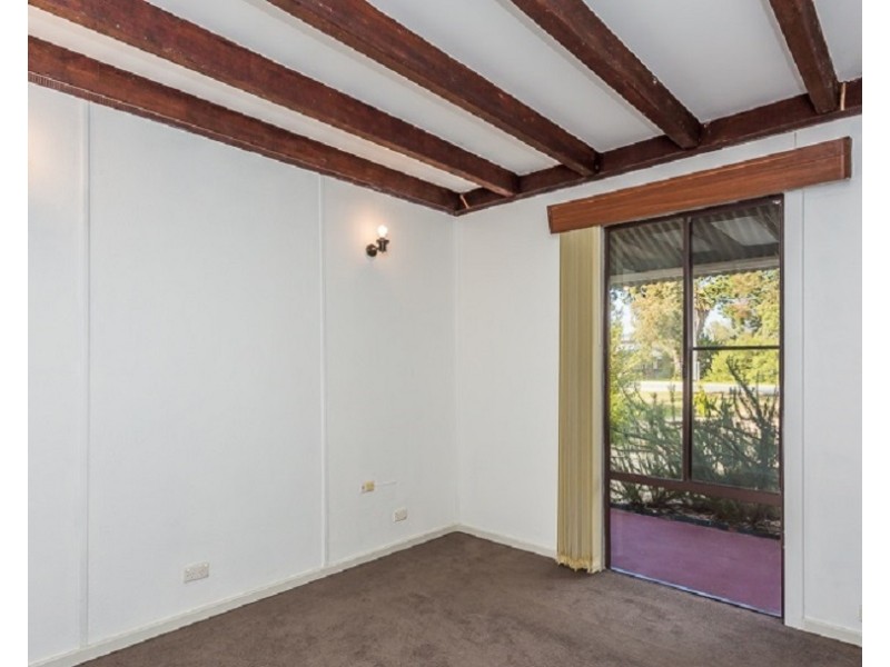 21A Glauert Road, Coodanup WA 6210