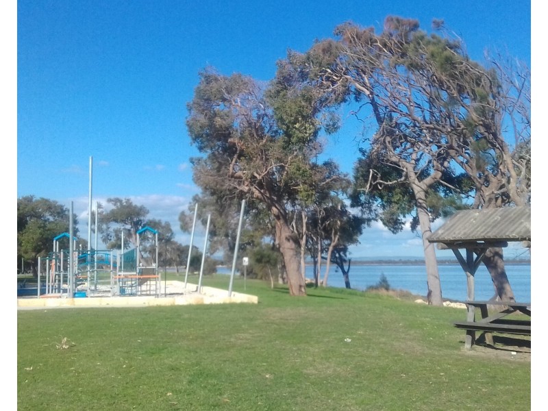 21A Glauert Road, Coodanup WA 6210