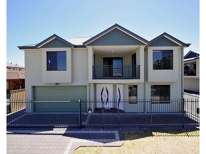 1/28 Davey Street, Mandurah WA 6210