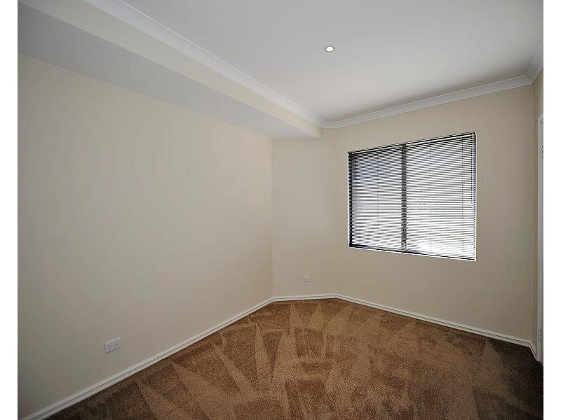 1/28 Davey Street, Mandurah WA 6210