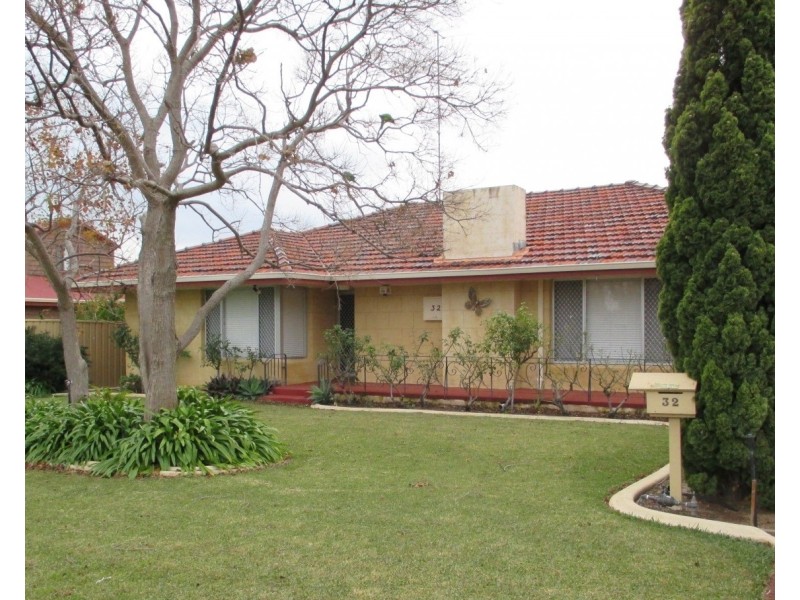 32 Peel Street, Mandurah WA 6210